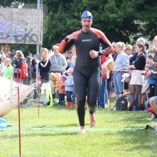 16.06.2024 - 26. Vierlanden-Triathlon Lena Gebhardt http://msf.ph/oto/6299948 16.06.2024 10:59:13 Schwimmen 247, 262, 270, 312, 315, 325, 351, 247, 262, 270, 312, 315, 325, 351 meine-sportfotos.de