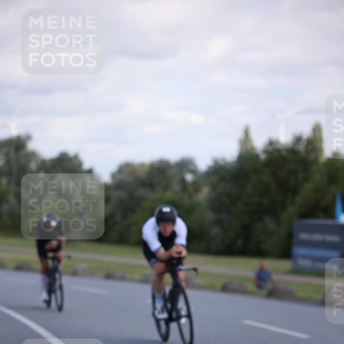 16.06.2024 - 26. Vierlanden-Triathlon Jannik Wohlers http://msf.ph/oto/6299960 16.06.2024 11:38:31 Radfahren 44, 68, 116, 251, 298, 329, 332, 346, 369 meine-sportfotos.de