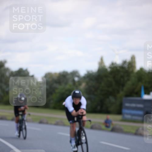 16.06.2024 - 26. Vierlanden-Triathlon Jannik Wohlers http://msf.ph/oto/6299985 16.06.2024 11:38:31 Radfahren 44, 68, 116, 251, 298, 329, 332, 346, 369 meine-sportfotos.de