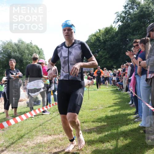 16.06.2024 - 26. Vierlanden-Triathlon Lena Gebhardt http://msf.ph/oto/6300013 16.06.2024 10:59:17 Schwimmen 247, 262, 270, 280, 312, 315, 325, 330, 351, 247, 262, 270, 280, 312, 315, 325, 330, 351 meine-sportfotos.de