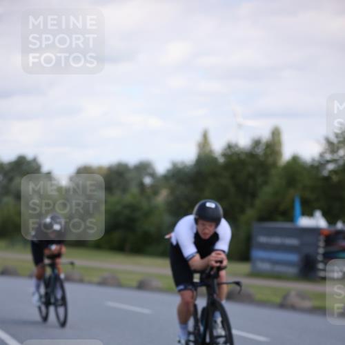 16.06.2024 - 26. Vierlanden-Triathlon Jannik Wohlers http://msf.ph/oto/6300019 16.06.2024 11:38:31 Radfahren 44, 68, 116, 251, 298, 329, 332, 346, 369 meine-sportfotos.de