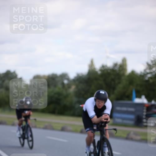16.06.2024 - 26. Vierlanden-Triathlon Jannik Wohlers http://msf.ph/oto/6300032 16.06.2024 11:38:31 Radfahren 44, 68, 116, 251, 298, 329, 332, 346, 369 meine-sportfotos.de