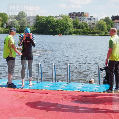 16.06.2024 - 7 Türme Triathlon KatJ http://msf.ph/oto/6300044 16.06.2024 11:15:49 Schwimmen 163, 182, 183, 193, 219, 275 meine-sportfotos.de