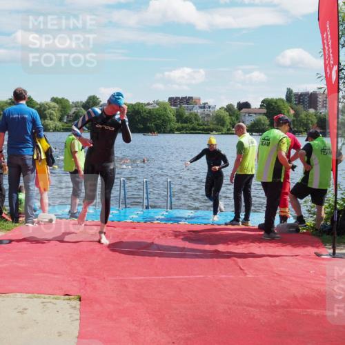 16.06.2024 - 7 Türme Triathlon KatJ http://msf.ph/oto/6300061 16.06.2024 11:15:51 Schwimmen 163, 182, 183, 193, 219, 275, 283 meine-sportfotos.de