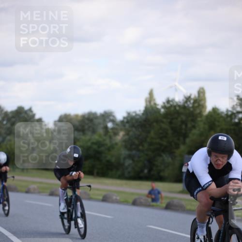 16.06.2024 - 26. Vierlanden-Triathlon Jannik Wohlers http://msf.ph/oto/6300065 16.06.2024 11:38:31 Radfahren 44, 68, 116, 251, 298, 329, 332, 346, 369 meine-sportfotos.de