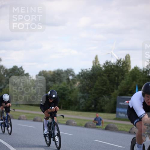 16.06.2024 - 26. Vierlanden-Triathlon Jannik Wohlers http://msf.ph/oto/6300072 16.06.2024 11:38:31 Radfahren 44, 68, 116, 251, 298, 329, 332, 346, 369 meine-sportfotos.de