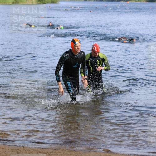16.06.2024 - 26. Vierlanden-Triathlon Strokosch-Dieckow http://msf.ph/oto/6300099 16.06.2024 09:42:36 Schwimmen 65, 114, 166, 180, 65, 114, 166, 180 meine-sportfotos.de