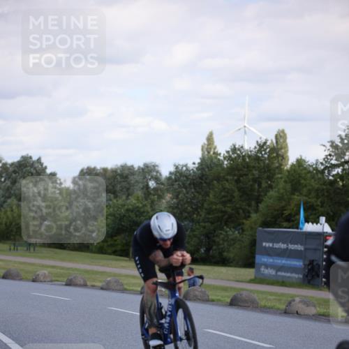 16.06.2024 - 26. Vierlanden-Triathlon Jannik Wohlers http://msf.ph/oto/6300155 16.06.2024 11:38:32 Radfahren 44, 68, 116, 251, 298, 332, 346, 369 meine-sportfotos.de