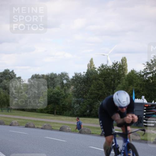 16.06.2024 - 26. Vierlanden-Triathlon Jannik Wohlers http://msf.ph/oto/6300194 16.06.2024 11:38:32 Radfahren 44, 68, 116, 251, 298, 332, 346, 369 meine-sportfotos.de