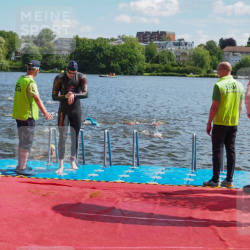 16.06.2024 - 7 Türme Triathlon KatJ http://msf.ph/oto/6300203 16.06.2024 11:16:03 Schwimmen 30, 163, 193, 199, 219, 283 meine-sportfotos.de