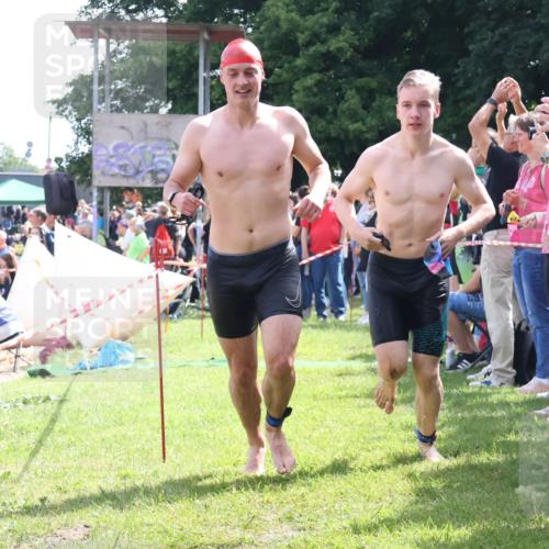 16.06.2024 - 26. Vierlanden-Triathlon Lena Gebhardt http://msf.ph/oto/6300211 16.06.2024 10:59:31 Schwimmen 271, 280, 330, 271, 280, 330 meine-sportfotos.de