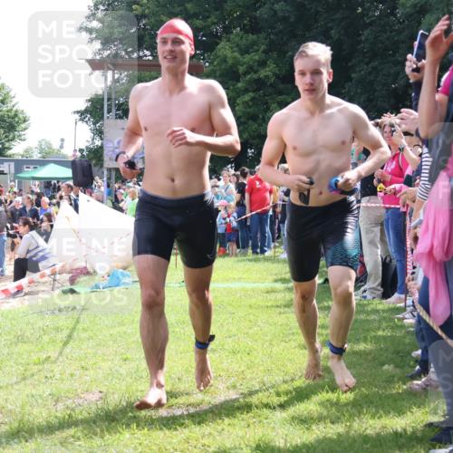 16.06.2024 - 26. Vierlanden-Triathlon Lena Gebhardt http://msf.ph/oto/6300218 16.06.2024 10:59:31 Schwimmen 271, 280, 330, 271, 280, 330 meine-sportfotos.de