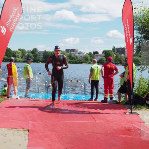 16.06.2024 - 7 Türme Triathlon KatJ http://msf.ph/oto/6300225 16.06.2024 11:16:05 Schwimmen 30, 158, 163, 193, 199, 219, 283 meine-sportfotos.de