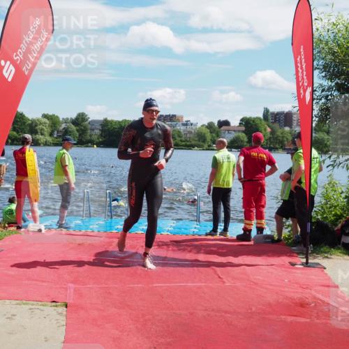 16.06.2024 - 7 Türme Triathlon KatJ http://msf.ph/oto/6300238 16.06.2024 11:16:06 Schwimmen 30, 158, 163, 193, 199, 219, 283 meine-sportfotos.de