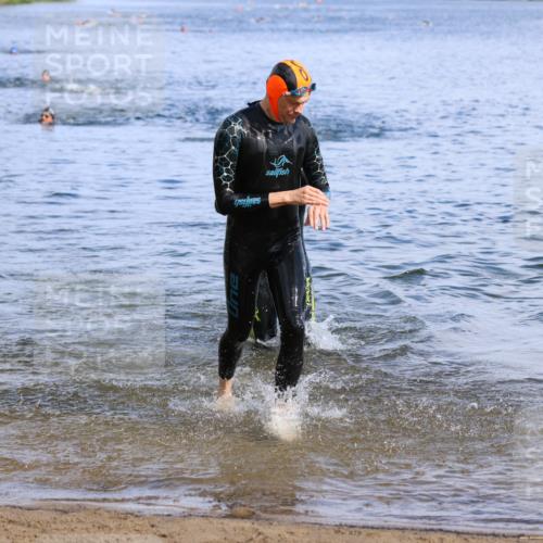 16.06.2024 - 26. Vierlanden-Triathlon Strokosch-Dieckow http://msf.ph/oto/6300248 16.06.2024 09:42:38 Schwimmen 65, 114, 129, 166, 180, 65, 114, 129, 166, 180 meine-sportfotos.de
