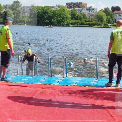 16.06.2024 - 7 Türme Triathlon KatJ http://msf.ph/oto/6300272 16.06.2024 11:16:11 Schwimmen 30, 158, 163, 193, 199, 219, 283 meine-sportfotos.de