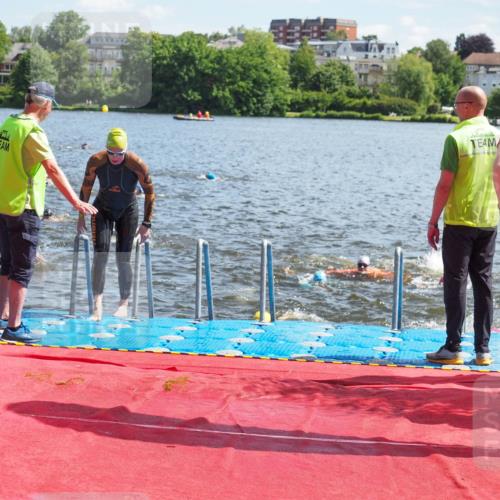 16.06.2024 - 7 Türme Triathlon KatJ http://msf.ph/oto/6300306 16.06.2024 11:16:12 Schwimmen 30, 158, 163, 193, 199, 219, 283 meine-sportfotos.de