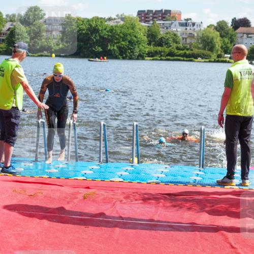 16.06.2024 - 7 Türme Triathlon KatJ http://msf.ph/oto/6300311 16.06.2024 11:16:12 Schwimmen 30, 158, 163, 193, 199, 219, 283 meine-sportfotos.de