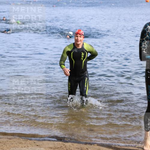 16.06.2024 - 26. Vierlanden-Triathlon Strokosch-Dieckow http://msf.ph/oto/6300327 16.06.2024 09:42:39 Schwimmen 65, 114, 129, 166, 180, 65, 114, 129, 166, 180 meine-sportfotos.de