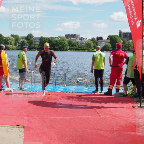 16.06.2024 - 7 Türme Triathlon KatJ http://msf.ph/oto/6300347 16.06.2024 11:16:15 Schwimmen 30, 158, 163, 175, 193, 199, 219, 283 meine-sportfotos.de