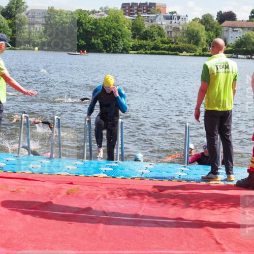 16.06.2024 - 7 Türme Triathlon KatJ http://msf.ph/oto/6300393 16.06.2024 11:16:18 Schwimmen 30, 158, 175, 193, 199, 219, 283 meine-sportfotos.de