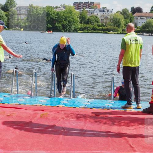 16.06.2024 - 7 Türme Triathlon KatJ http://msf.ph/oto/6300417 16.06.2024 11:16:19 Schwimmen 30, 158, 175, 193, 199, 219, 283 meine-sportfotos.de