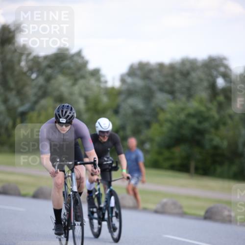 16.06.2024 - 26. Vierlanden-Triathlon Jannik Wohlers http://msf.ph/oto/6300418 16.06.2024 11:38:37 Radfahren 44, 68, 201, 215, 281, 369 meine-sportfotos.de
