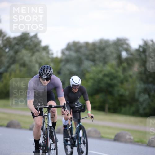 16.06.2024 - 26. Vierlanden-Triathlon Jannik Wohlers http://msf.ph/oto/6300441 16.06.2024 11:38:37 Radfahren 44, 68, 201, 215, 281, 369 meine-sportfotos.de