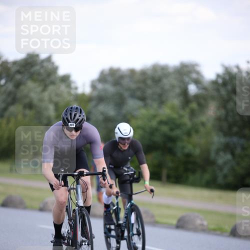 16.06.2024 - 26. Vierlanden-Triathlon Jannik Wohlers http://msf.ph/oto/6300452 16.06.2024 11:38:37 Radfahren 44, 68, 201, 215, 281, 369 meine-sportfotos.de
