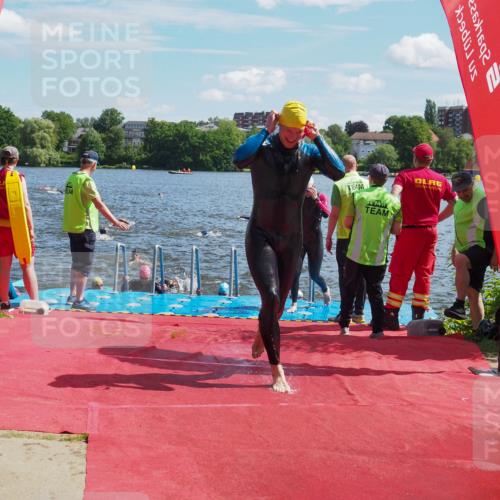 16.06.2024 - 7 Türme Triathlon KatJ http://msf.ph/oto/6300479 16.06.2024 11:16:22 Schwimmen 30, 37, 158, 175, 193, 199, 217, 219, 231, 283 meine-sportfotos.de