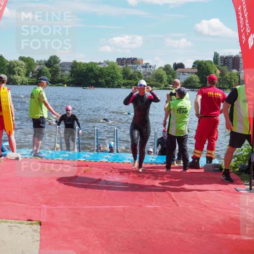 16.06.2024 - 7 Türme Triathlon KatJ http://msf.ph/oto/6300492 16.06.2024 11:16:23 Schwimmen 30, 37, 158, 175, 193, 199, 217, 219, 231, 283 meine-sportfotos.de