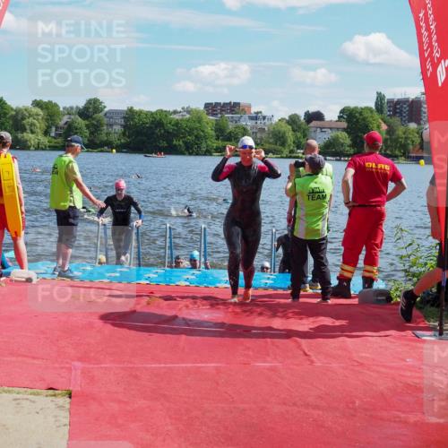 16.06.2024 - 7 Türme Triathlon KatJ http://msf.ph/oto/6300502 16.06.2024 11:16:24 Schwimmen 30, 37, 158, 175, 193, 199, 217, 219, 231, 283 meine-sportfotos.de