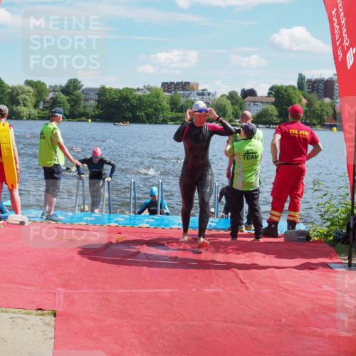 16.06.2024 - 7 Türme Triathlon KatJ http://msf.ph/oto/6300521 16.06.2024 11:16:24 Schwimmen 30, 37, 158, 175, 193, 199, 217, 219, 231, 283 meine-sportfotos.de