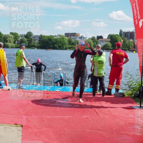 16.06.2024 - 7 Türme Triathlon KatJ http://msf.ph/oto/6300524 16.06.2024 11:16:24 Schwimmen 30, 37, 158, 175, 193, 199, 217, 219, 231, 283 meine-sportfotos.de