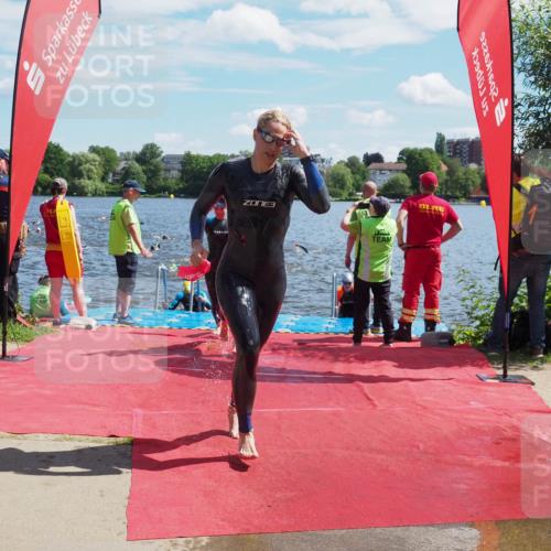 16.06.2024 - 7 Türme Triathlon KatJ http://msf.ph/oto/6300578 16.06.2024 11:16:28 Schwimmen 30, 37, 158, 175, 193, 199, 217, 219, 231, 283, 289 meine-sportfotos.de