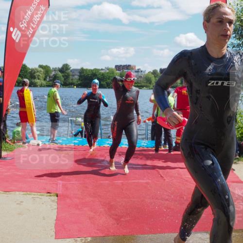 16.06.2024 - 7 Türme Triathlon KatJ http://msf.ph/oto/6300600 16.06.2024 11:16:29 Schwimmen 30, 37, 158, 175, 193, 199, 217, 219, 231, 283, 289 meine-sportfotos.de
