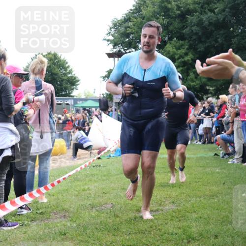 16.06.2024 - 26. Vierlanden-Triathlon Lena Gebhardt http://msf.ph/oto/6300624 16.06.2024 11:00:09 Schwimmen 246, 261, 283, 286, 335, 340, 344, 1274, 246, 261, 283, 286, 335, 340, 344, 1274 meine-sportfotos.de