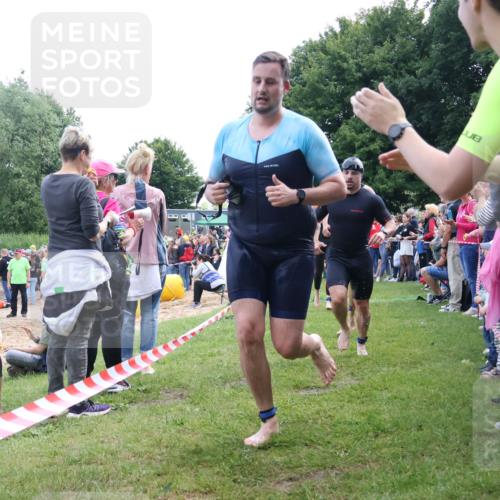 16.06.2024 - 26. Vierlanden-Triathlon Lena Gebhardt http://msf.ph/oto/6300632 16.06.2024 11:00:09 Schwimmen 246, 261, 283, 286, 335, 340, 344, 1274, 246, 261, 283, 286, 335, 340, 344, 1274 meine-sportfotos.de