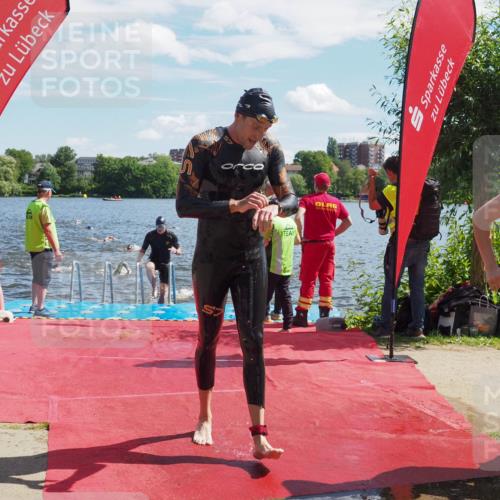 16.06.2024 - 7 Türme Triathlon KatJ http://msf.ph/oto/6300772 16.06.2024 11:16:41 Schwimmen 22, 30, 37, 158, 175, 199, 217, 230, 231, 289, 298 meine-sportfotos.de