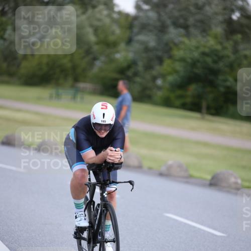16.06.2024 - 26. Vierlanden-Triathlon Jannik Wohlers http://msf.ph/oto/6300776 16.06.2024 11:38:46 Radfahren 156, 165, 185, 201, 215, 281, 295 meine-sportfotos.de