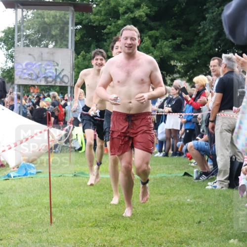 16.06.2024 - 26. Vierlanden-Triathlon Lena Gebhardt http://msf.ph/oto/6300786 16.06.2024 11:00:22 Schwimmen 276, 283, 340, 344, 1274, 276, 283, 340, 344, 1274 meine-sportfotos.de