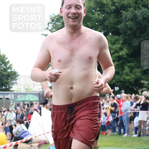 16.06.2024 - 26. Vierlanden-Triathlon Lena Gebhardt http://msf.ph/oto/6300809 16.06.2024 11:00:24 Schwimmen 276, 283, 340, 1274, 276, 283, 340, 1274 meine-sportfotos.de