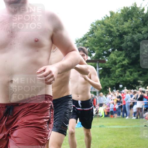 16.06.2024 - 26. Vierlanden-Triathlon Lena Gebhardt http://msf.ph/oto/6300819 16.06.2024 11:00:24 Schwimmen 276, 283, 340, 1274, 276, 283, 340, 1274 meine-sportfotos.de