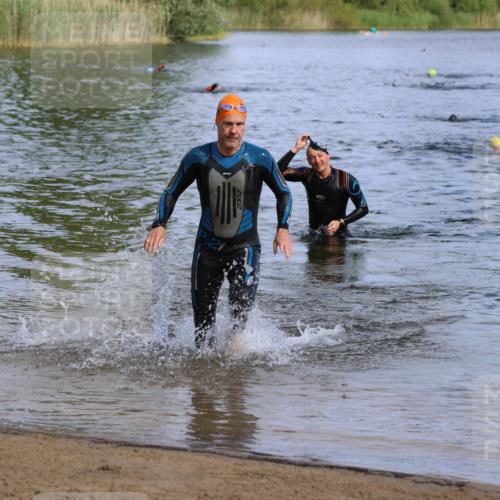 16.06.2024 - 26. Vierlanden-Triathlon Strokosch-Dieckow http://msf.ph/oto/6300827 16.06.2024 09:43:00 Schwimmen 60, 82, 60, 82 meine-sportfotos.de