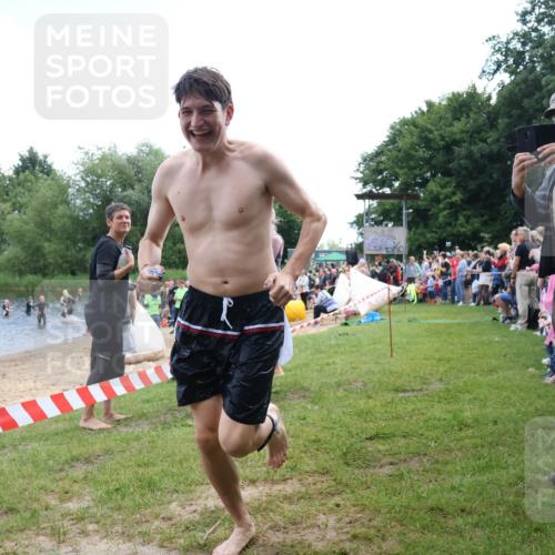 16.06.2024 - 26. Vierlanden-Triathlon Lena Gebhardt http://msf.ph/oto/6300833 16.06.2024 11:00:25 Schwimmen 276, 283, 340, 1274, 276, 283, 340, 1274 meine-sportfotos.de