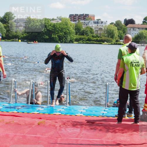 16.06.2024 - 7 Türme Triathlon KatJ http://msf.ph/oto/6300858 16.06.2024 11:16:47 Schwimmen 22, 27, 37, 158, 175, 217, 230, 231, 289, 298 meine-sportfotos.de