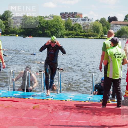 16.06.2024 - 7 Türme Triathlon KatJ http://msf.ph/oto/6300876 16.06.2024 11:16:47 Schwimmen 22, 27, 37, 158, 175, 217, 230, 231, 289, 298 meine-sportfotos.de