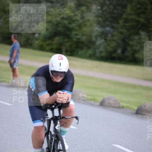 16.06.2024 - 26. Vierlanden-Triathlon Jannik Wohlers http://msf.ph/oto/6300901 16.06.2024 11:38:46 Radfahren 156, 165, 185, 201, 215, 281, 295 meine-sportfotos.de