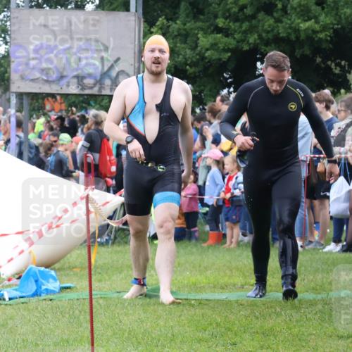 16.06.2024 - 26. Vierlanden-Triathlon Lena Gebhardt http://msf.ph/oto/6300908 16.06.2024 11:00:45 Schwimmen 236, 292, 236, 292 meine-sportfotos.de