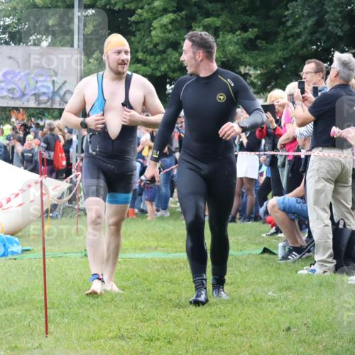16.06.2024 - 26. Vierlanden-Triathlon Lena Gebhardt http://msf.ph/oto/6300925 16.06.2024 11:00:47 Schwimmen 236, 292, 236, 292 meine-sportfotos.de